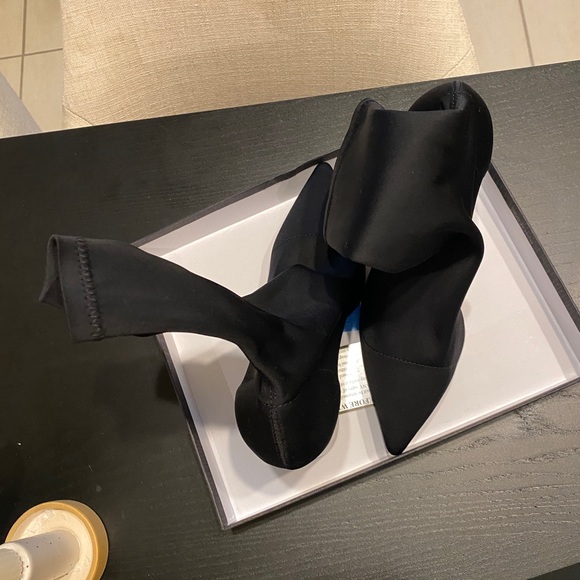 Tony Bianca Diddy Lycra Booties - Picture 7 of 8
